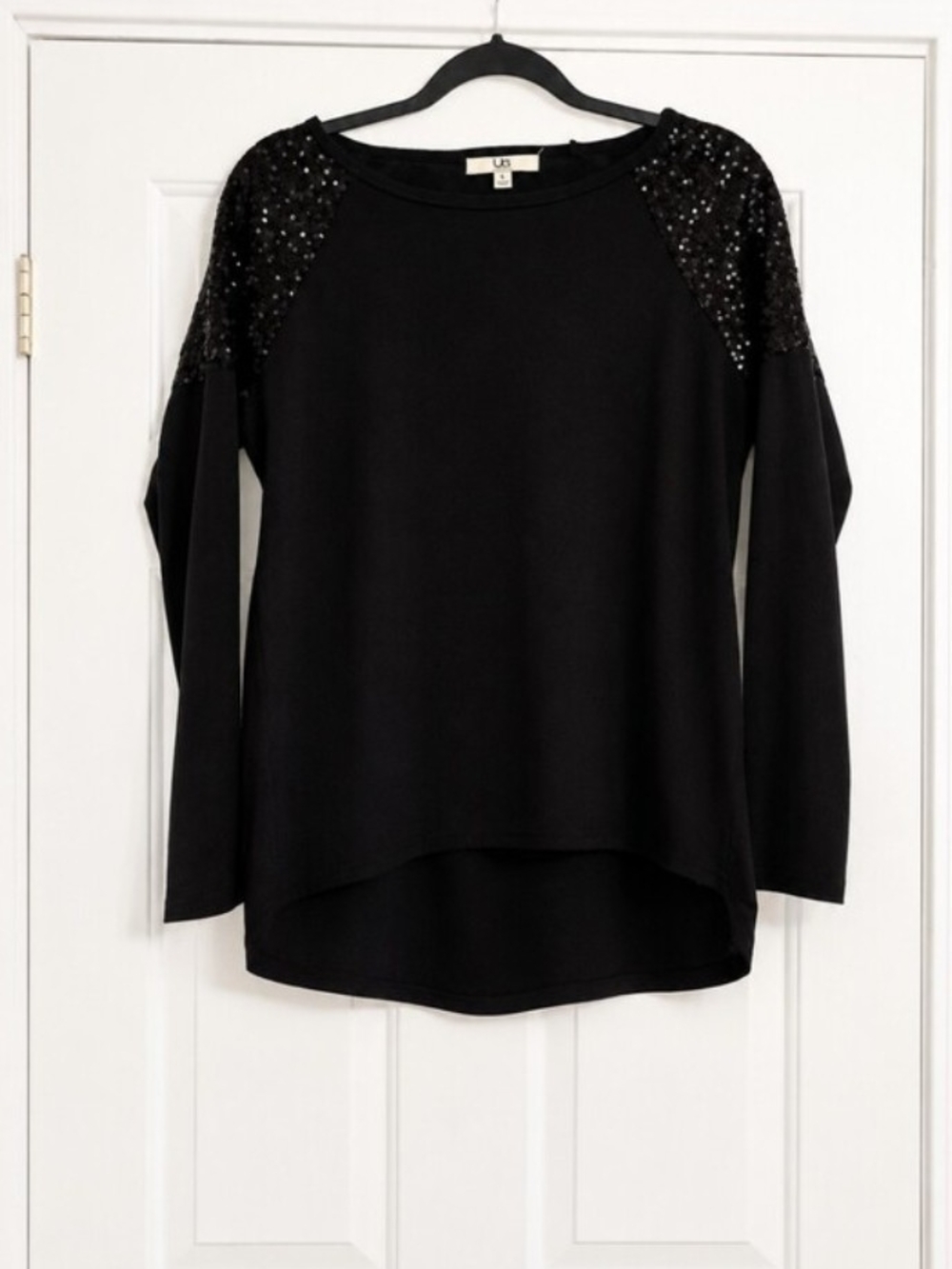 Ya Los Angeles Black Sequin Sleeve Knit Top Long Sleeve Blouse Sparkly Size L